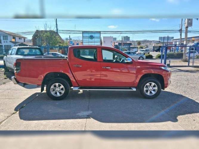 MITSUBISHI L200 2024