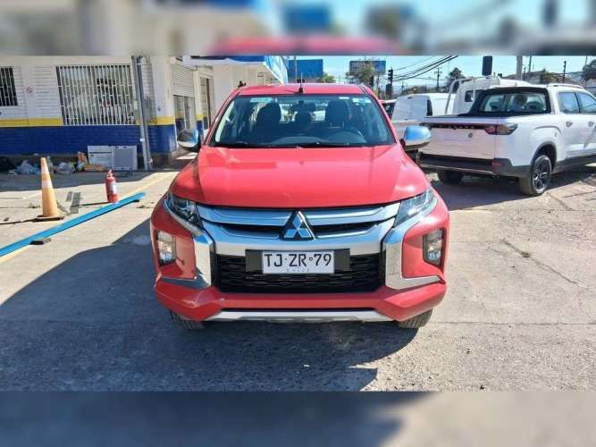 MITSUBISHI L200 2024