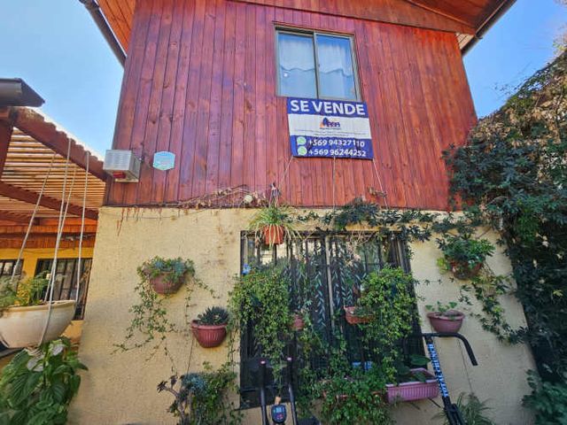 Casa con Terreno de 158 m² en Peñalolén – Funcional, Cómoda y Bien Ubicada