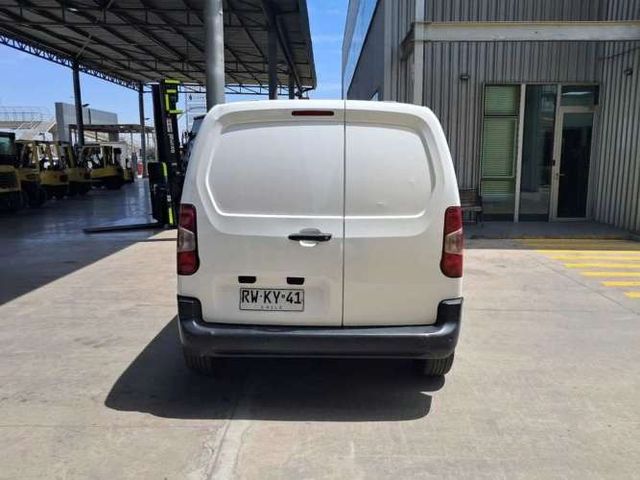 PEUGEOT PARTNER 2022