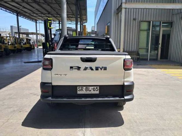 RAM 700 2023