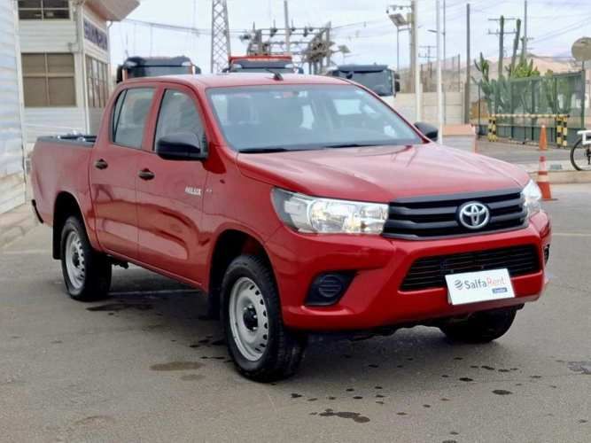 TOYOTA HILUX 2023