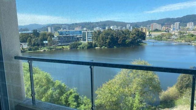 Departamento en arriendo c/ estacionamiento en Centro de Concepción