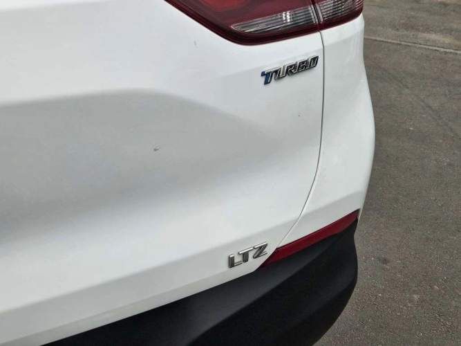 CHEVROLET TRACKER 2024