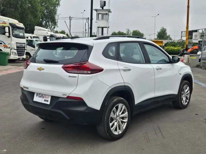 CHEVROLET TRACKER 2024