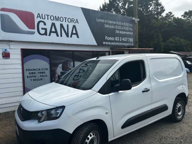 PEUGEOT PARTNER  2022