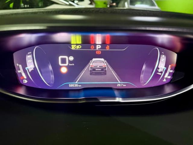 PEUGEOT 5008 GT BLACK PACK DIESEL