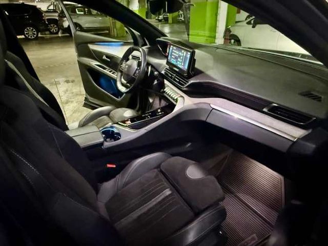 PEUGEOT 5008 GT BLACK PACK DIESEL