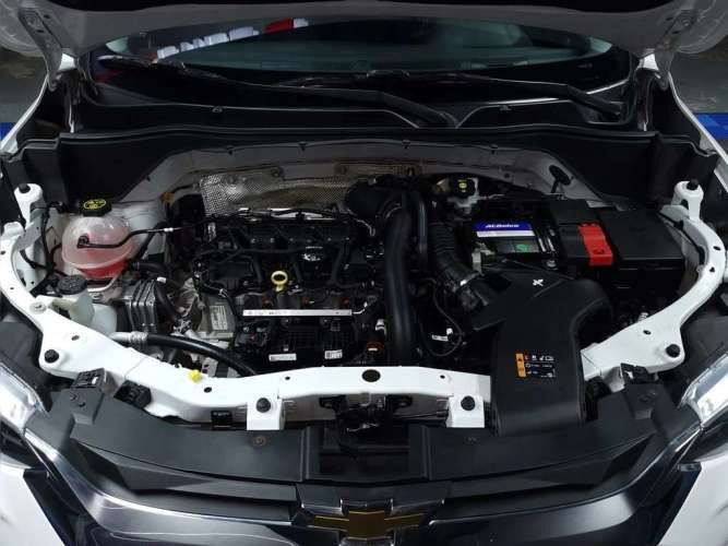 CHEVROLET TRACKER 2024