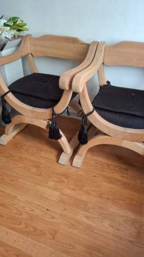 Vendo 2 sitiales de roble