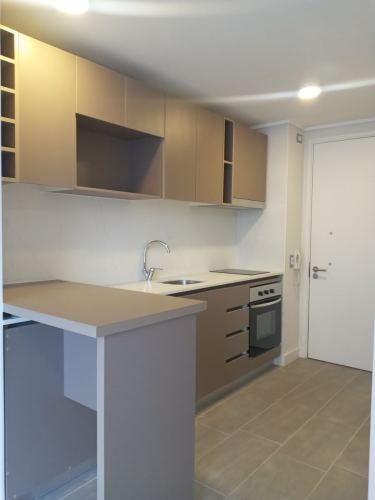 Arriendo Dpto Estudio – Piso 12 · ORIENTE · Edificio Upper Design · Santa Isabel  CLP