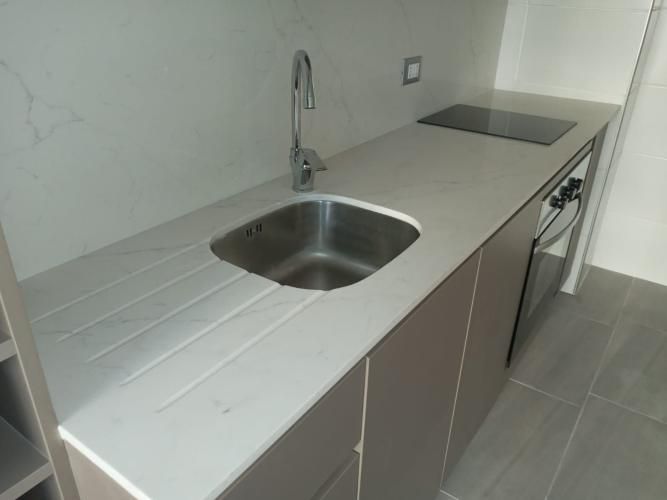 Arriendo Dpto Estudio – Piso 12 · ORIENTE · Edificio Upper Design · Santa Isabel  CLP