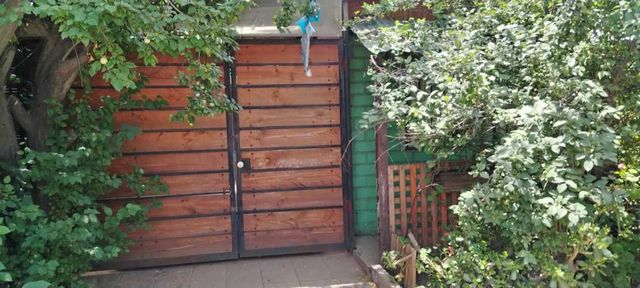 SE VENDE AMPLIA  CASA 3D 2BAÑOS  $.-