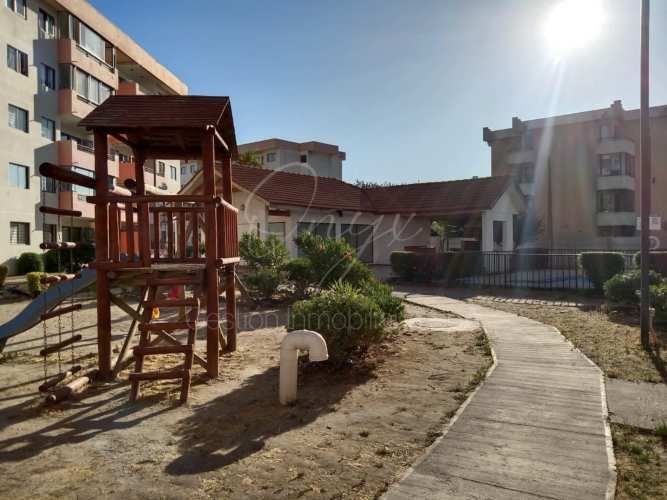 Departamento 3 dormitorios condominio Parque Italia