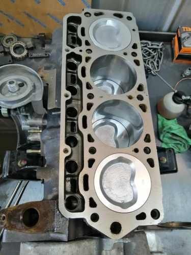 Servicio mecánico de grua horquilla