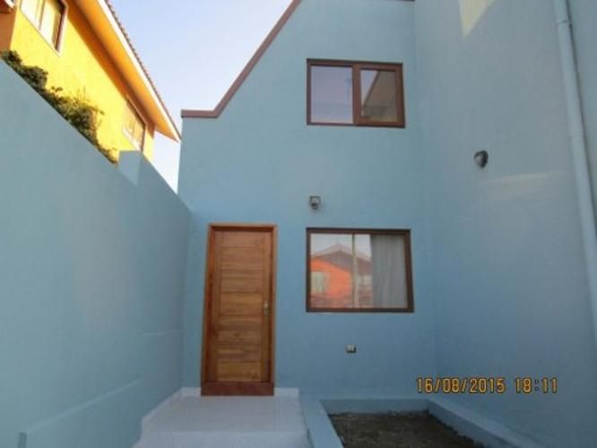 SE ARRIENDA CASA - GGV 1122-A– ARQUITECTURA MODERNA  SECTOR ESPERANZA -  QUILPUE