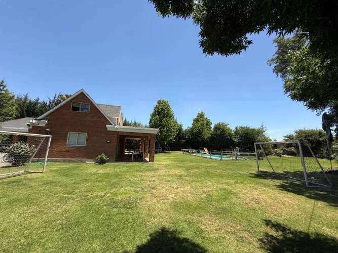 CASA PARCELA EN CONDOMINIO DE ALTA PLUSVALÍA EN CHICUREO