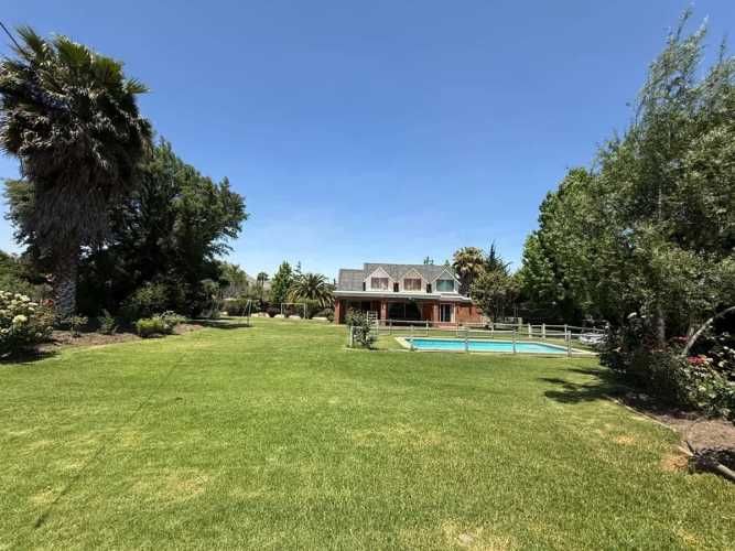 CASA PARCELA EN CONDOMINIO DE ALTA PLUSVALÍA EN CHICUREO