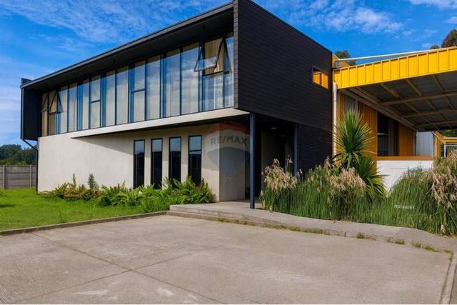 Complejo industrial en venta pillanlelbún, 5.500m2