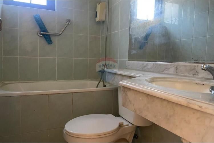 Se arrienda hotel / edificio comercial