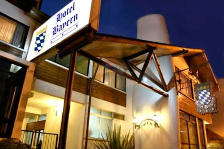 Se arrienda hotel / edificio comercial