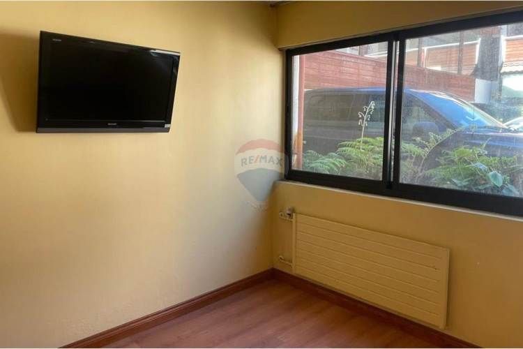 Se arrienda hotel / edificio comercial