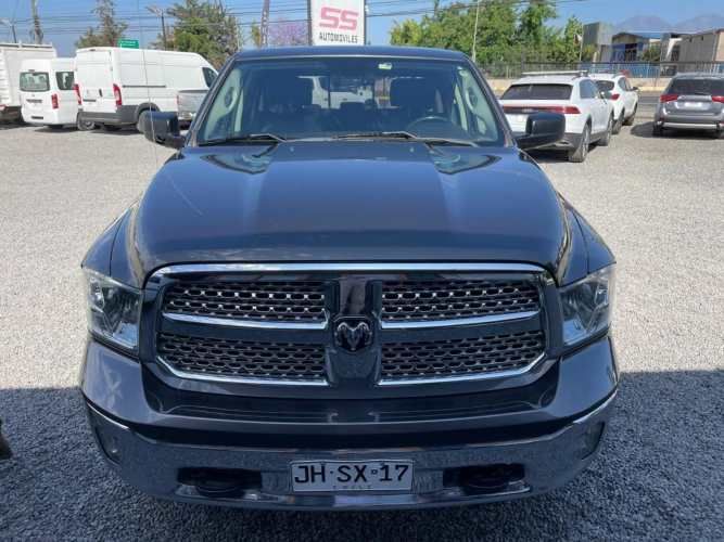 DODGE RAM 1500 5.7 V8 HEMI AT 4X4 2017