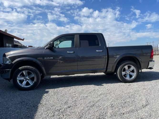 DODGE RAM 1500 5.7 V8 HEMI AT 4X4 2017