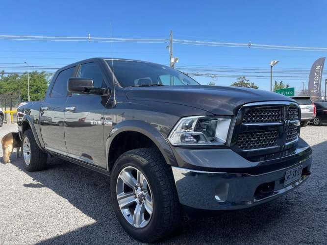 DODGE RAM 1500 5.7 V8 HEMI AT 4X4 2017