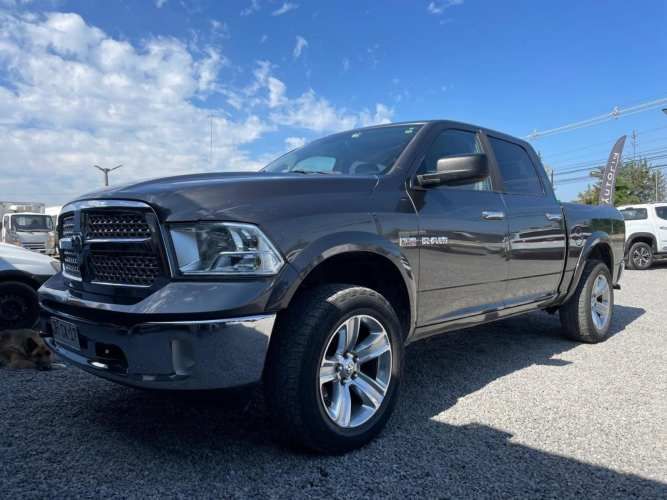 DODGE RAM 1500 5.7 V8 HEMI AT 4X4 2017
