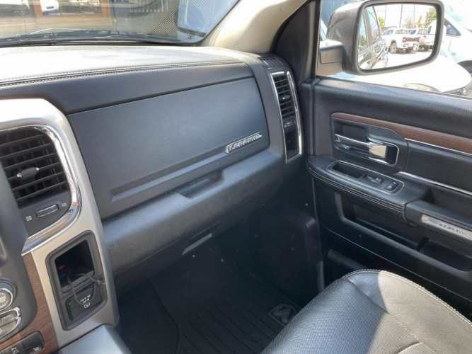 DODGE RAM 1500 5.7 V8 HEMI AT 4X4 2017