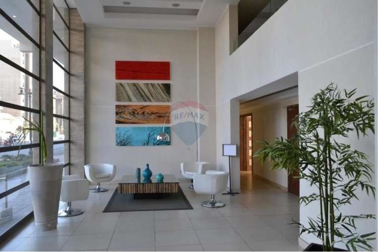 Amoblado 1d+1b+1e+1b. metro s. lucía