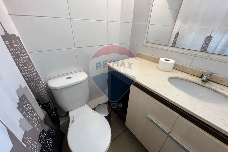 Amoblado 1d+1b+1e+1b. metro s. lucía