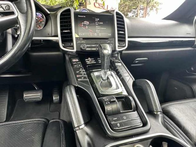 PORSCHE CAYENNE 3.6 V6 PLATINUM EDITION  2017