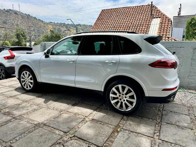 PORSCHE CAYENNE 3.6 V6 PLATINUM EDITION  2017