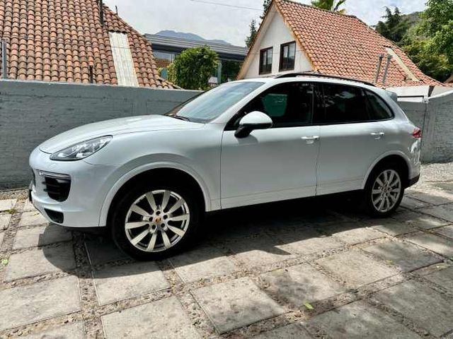 PORSCHE CAYENNE 3.6 V6 PLATINUM EDITION  2017