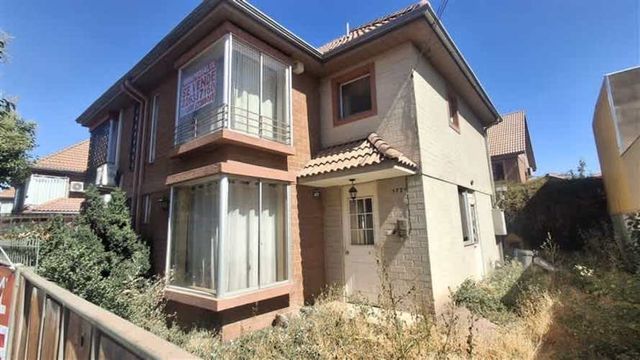 CASA En Venta Casa 2 Pisos en &quot;Barrio Sur Oriente&quot;