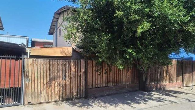 CASA En Venta Casa 2 Pisos en "Bosques de San Luis"