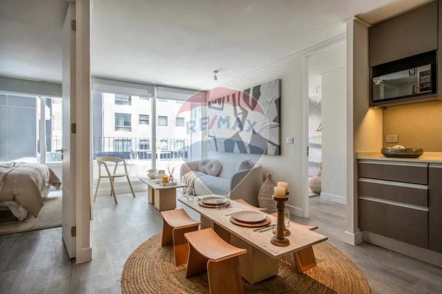 Depto en metro chile españa, full amenities