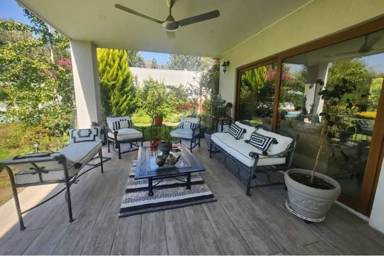 Espectacular casa en condominio - chicureo