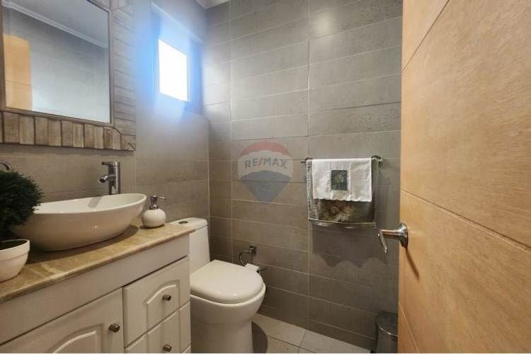 Espectacular casa en condominio - chicureo