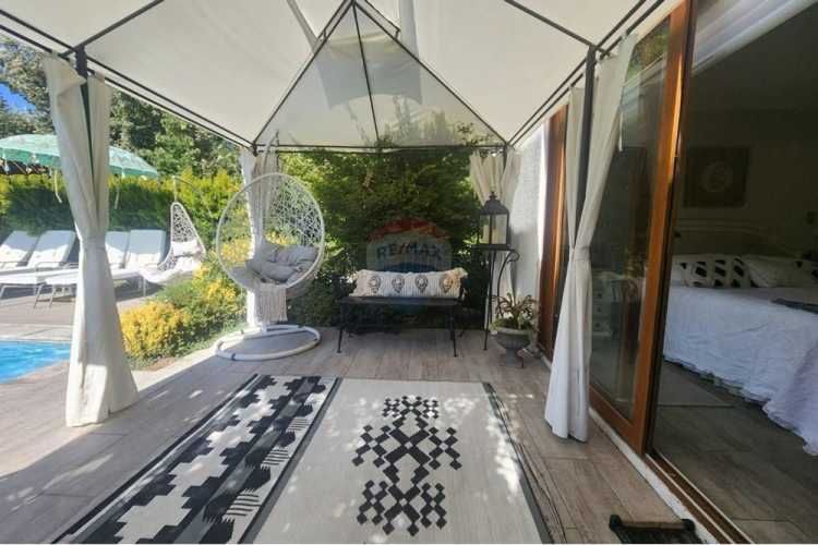 Espectacular casa en condominio - chicureo