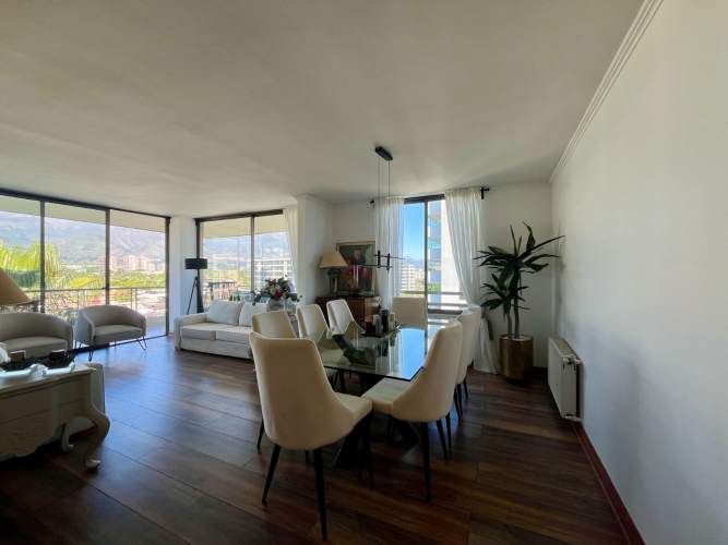 Departamento En Venta En Las Condes Con Terraza