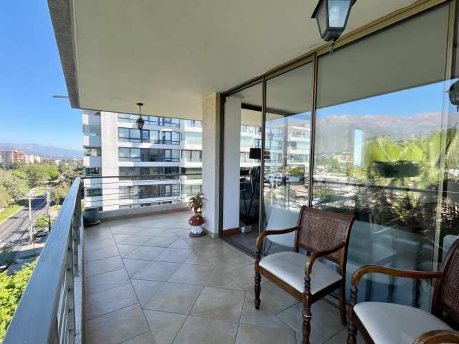 Departamento En Venta En Las Condes Con Terraza