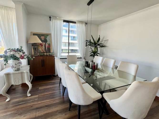 Departamento En Venta En Las Condes Con Terraza