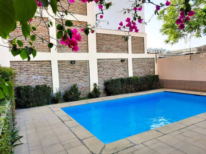 Plaza Brasil, 3 habitaciones, estacionamiento y bodega