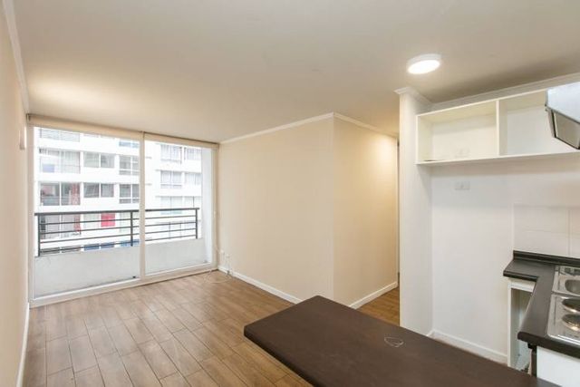 COMODO DPTO 2 HABITACIONES, BAÑO Y ESTACIONAMIENTO