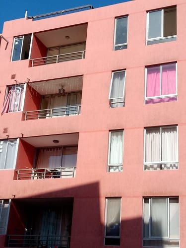 Arriendo departamento en condominio