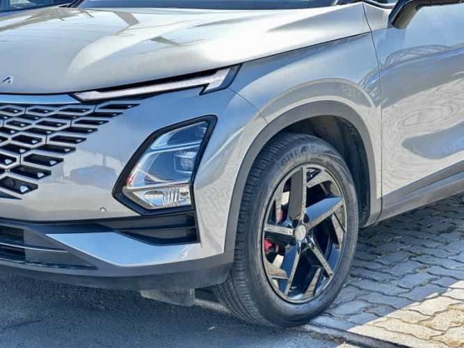 Omoda C5 1.5 T Luxury At 2025