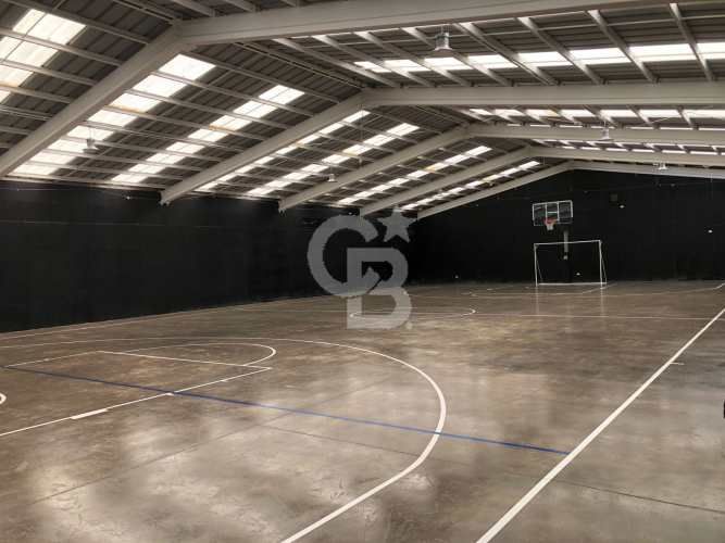 Parcela con vista al lago y volcán en condominio premium